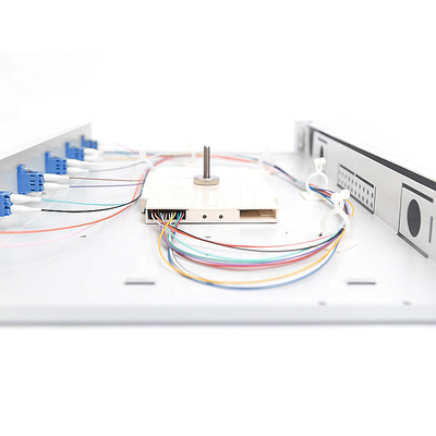 Bảng điều khiển sợi quang FTTH 6 đến 12 lõi với 6 bộ điều hợp đơn giản hoặc song công Pigtails